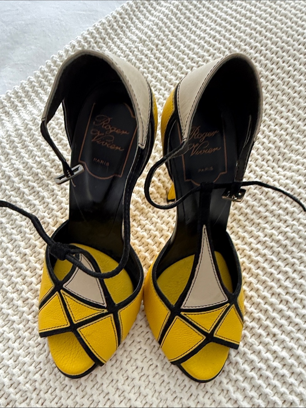 Roger Vivier Yellow and Cream Geometric Ankle-Strap Sandals